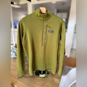 R1 Pullover - SM - Patagonia